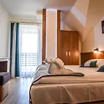Baranek Πανσιόν Czerwienne